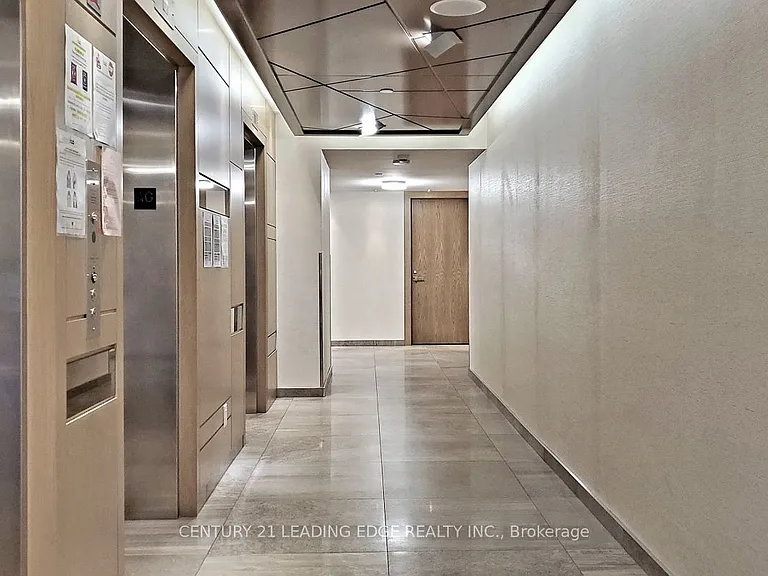 18 Uptown Dr #727 — Photo 10
