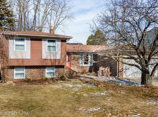 1441 Lila Dr, Troy, MI 48085