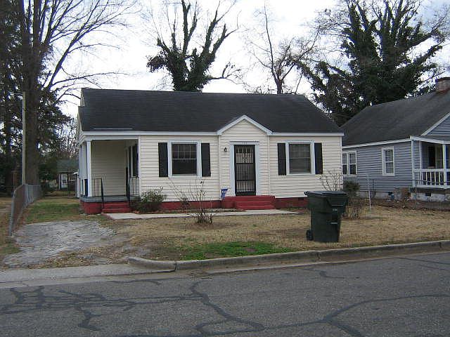 1st image of 708 W Lenoir Ave