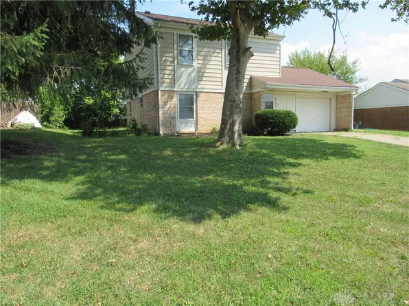 6751 Shadowbrook Dr, Dayton, OH 45426