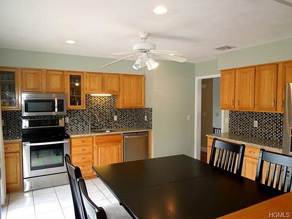 Spacious Eat-in Kitchen