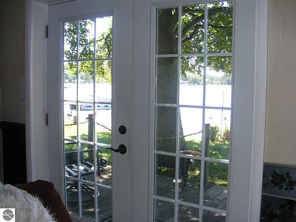 3rd image of 2662 Pleasant Lake Shore Dr