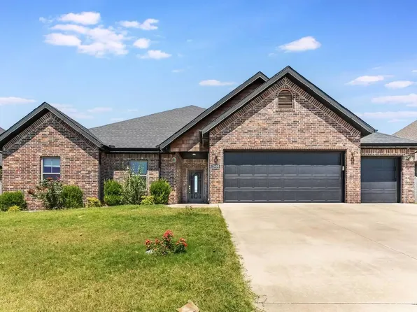 2400 SW Worthington Ave, Bentonville, AR 72713