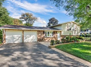 849 Hemlock Dr, Dundee, IL 60118