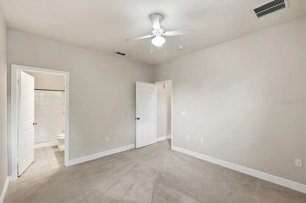 2 bed, 2.0 bath, 1264 sqft, $1,900 — Photo 3