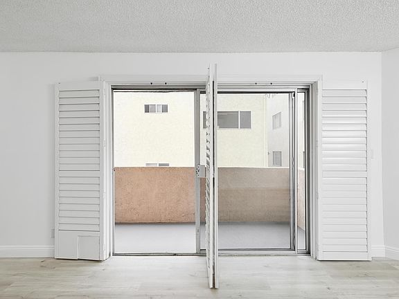 4th image of 1028 7th St APT 104