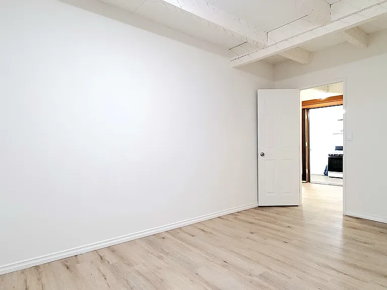 2311 El Paseo St #2 — Photo 13