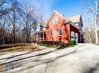 1173 Country Club Rd, Newnan, GA 30263