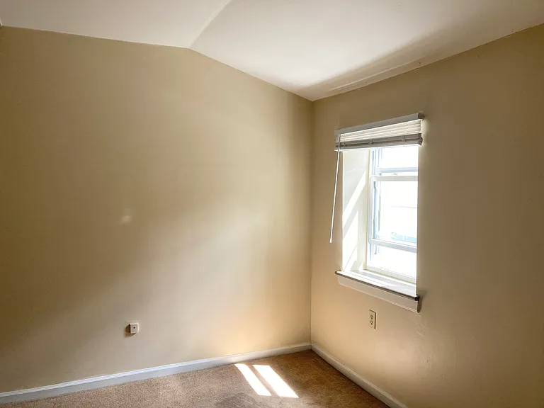 864 N 4th St #2 — Photo 8