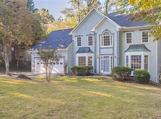 4981 Willow Creek Dr, Woodstock, GA 30188