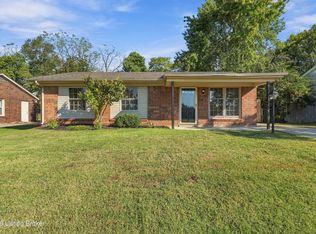 9719 Lake Elkhorn Dr, Louisville, KY 40291