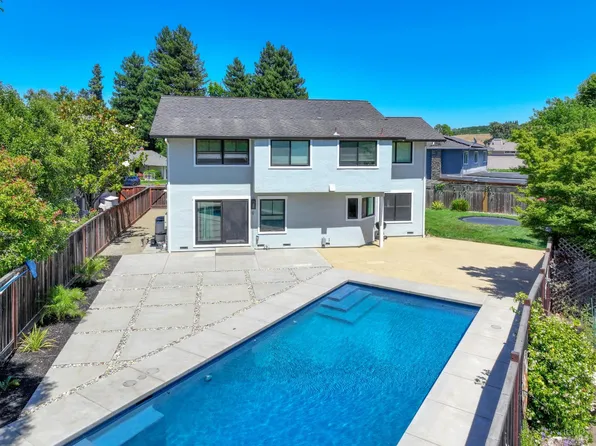 3438 Meadowbrook Court, Napa, CA 94558