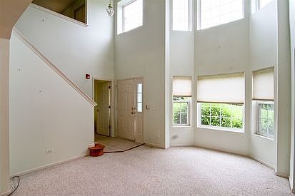 2nd image of 11000 W 72nd St Unit 11000