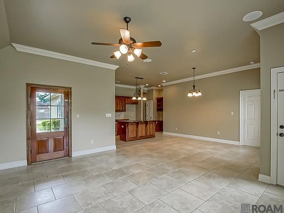 4th image of 16953 Glenwood Springs Dr