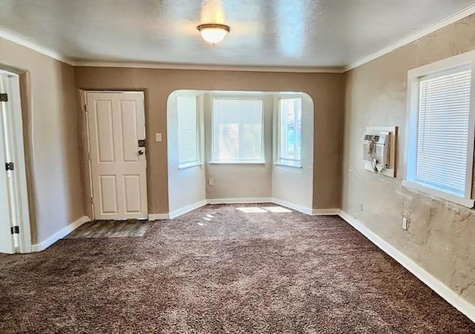 1452 N 5th St-3517 E Pine St — Photo 3