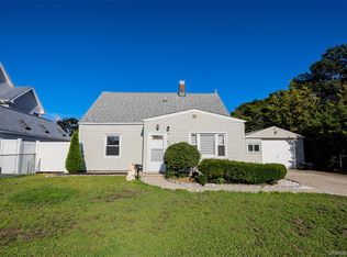 75 Ranch Lane, Levittown, NY 11756