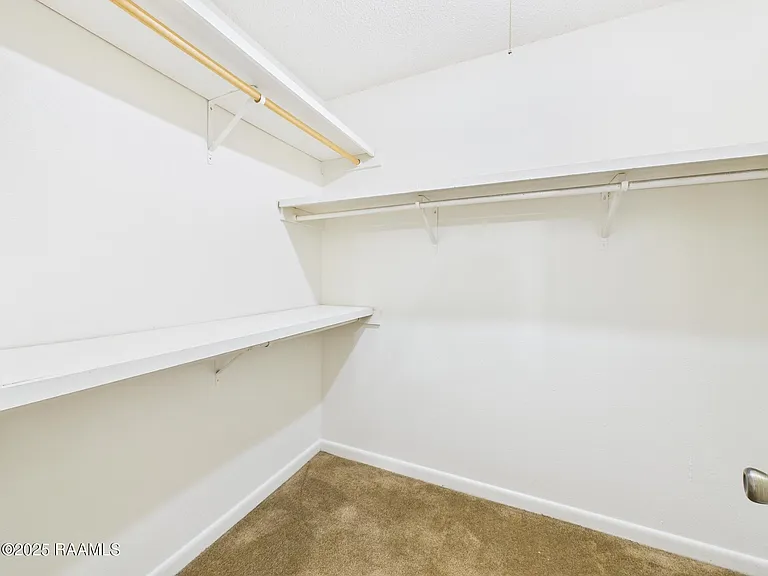 201 Fox Run Ave #1 — Photo 9