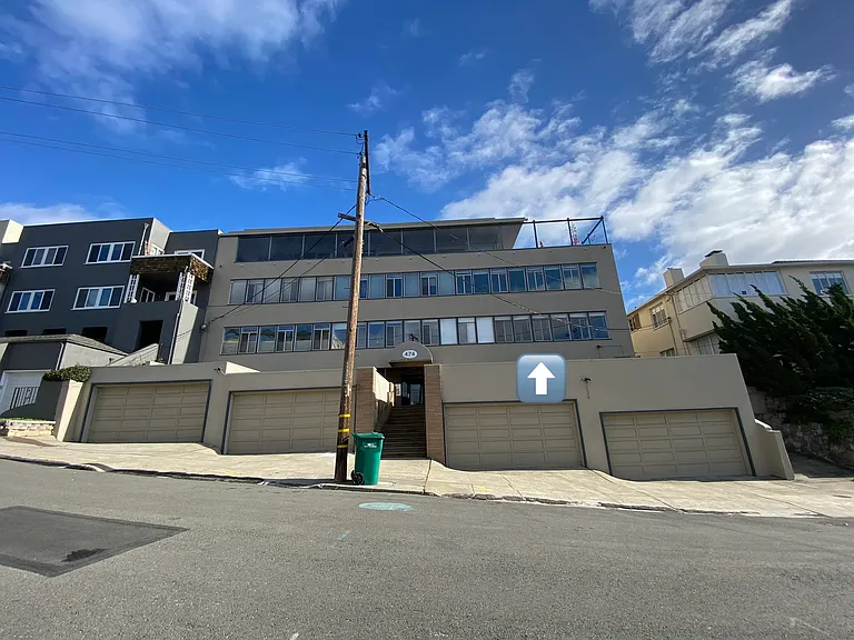 Merritt Ave — Photo 5