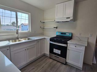 1260 N San Gabriel Ave, Azusa, CA 91702