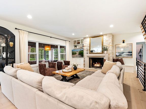 4th image of 10742 White Pine Ln
