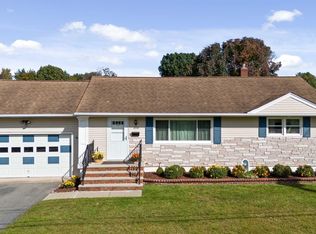 156 Stiles Ct, Pompton Lakes, NJ 07442