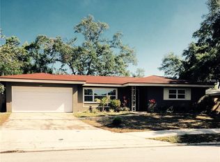 2051 Overbrook Ave N, Belleair Bluffs, FL 33770