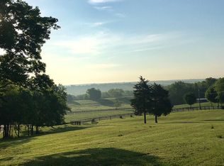 2880 Fords Mill Rd #B, Versailles, KY 40383