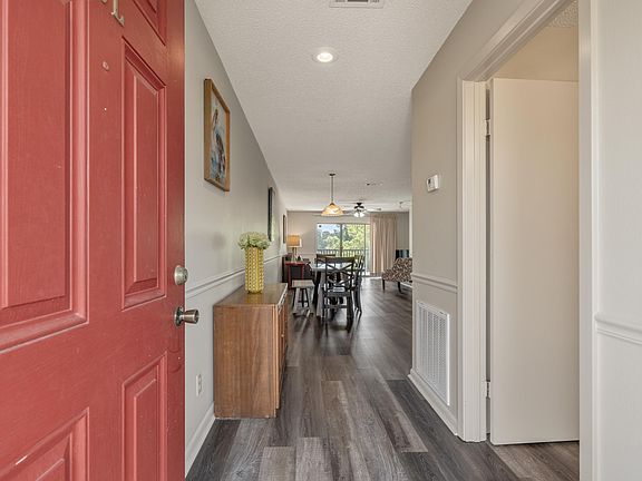 3rd image of 5371 Central Ave #5-L