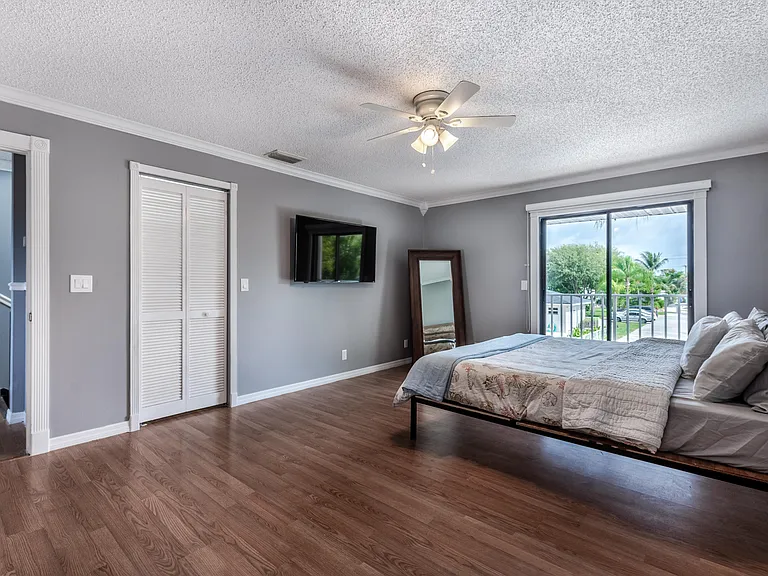 324 W Pine St #11 — Photo 17