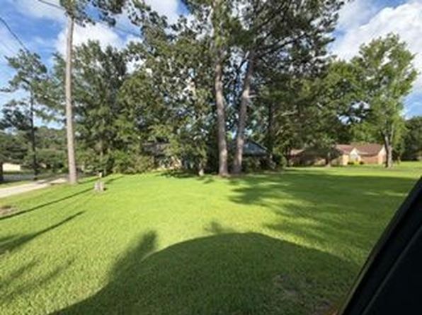 606 Southeast Cir
