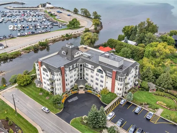 10 Bay St E #307, The Blue Mountains, ON N0H 2P0