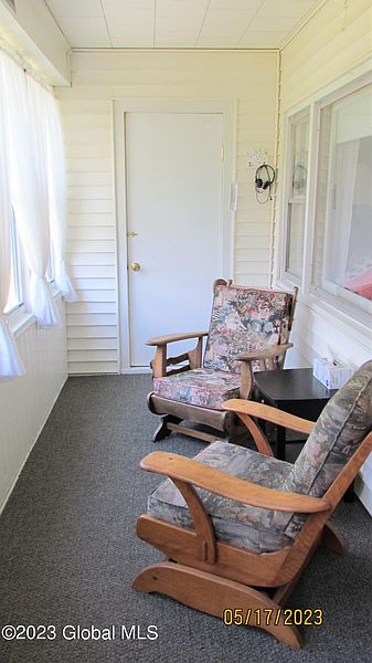 4th image of 8 Raven Street