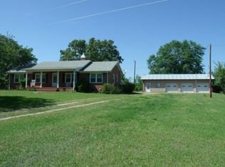 22 Smith Irwin Rd, Cross Hill, SC 29332