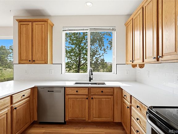 3rd image of 10089 Astorbrook Lane