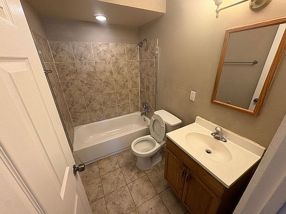 5th image of 8513 Midwood Ave