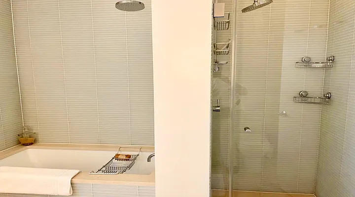 Rented by Corcoran | media 23