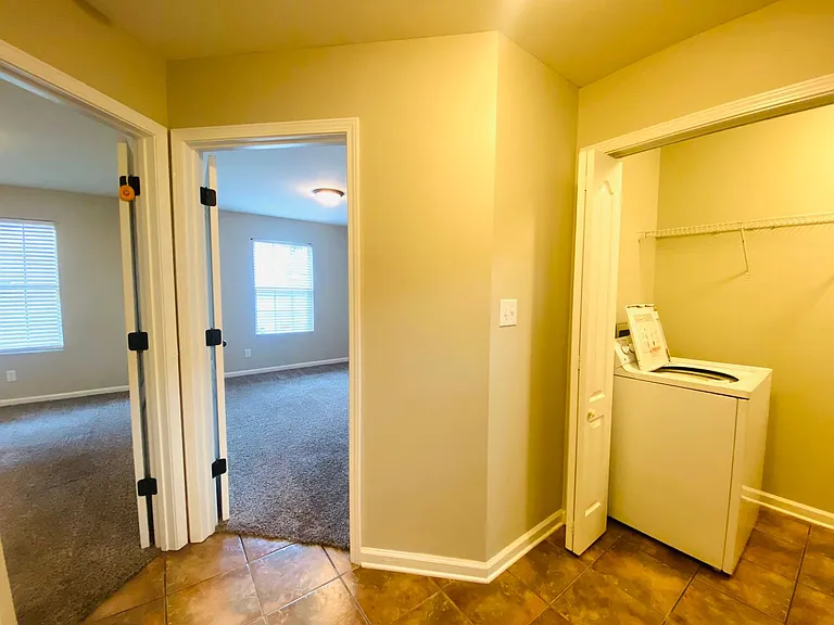 1728 Thistlewood Dr — Photo 19