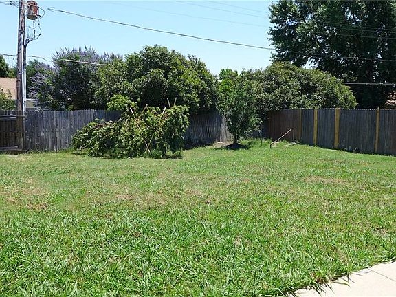 4th image of 3435 Mayflower Ct