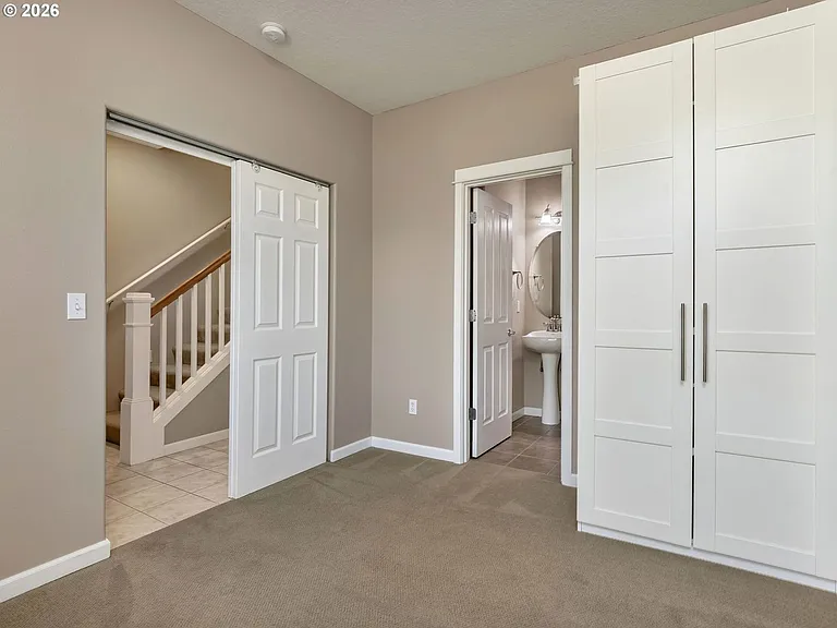 830 NW Council Dr — Photo 17