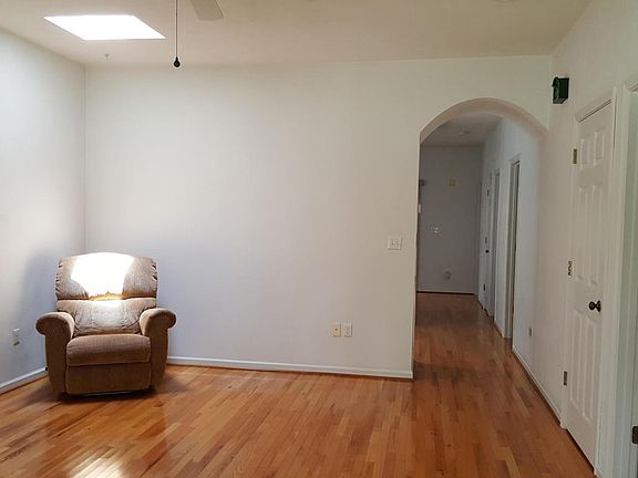 2nd image of 3145 Round Hill Ave NW