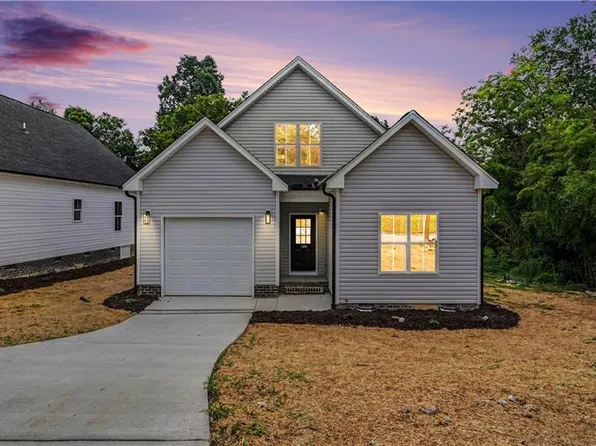 217 Lansdowne St, High Point, NC 27262