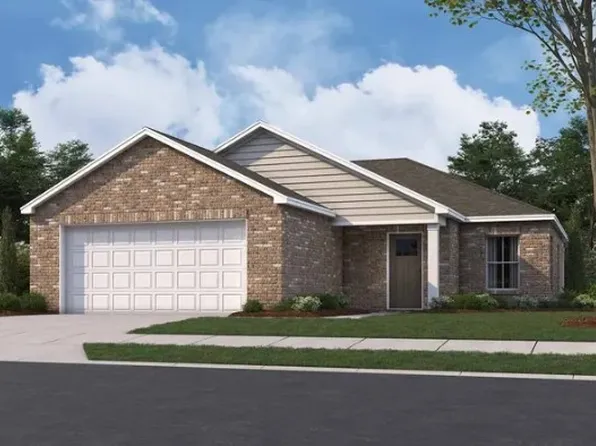 1087 Great Bear Rd, Opelika, AL 36804