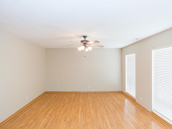 2nd image of 6910 Milan Dr