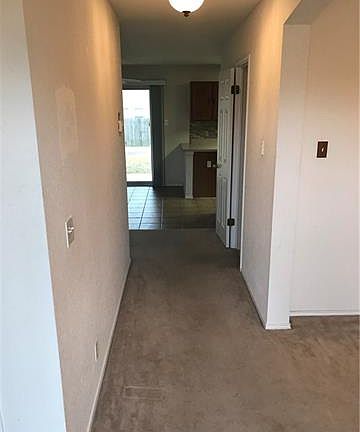 4th image of 402 Country Estates Dr