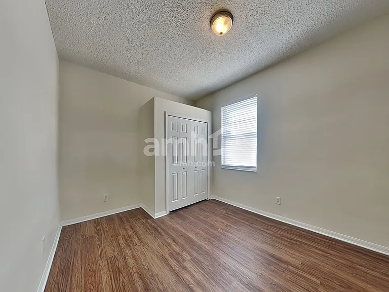 18212 Holly Hills Way — Photo 18