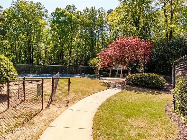 3005 Seven Pines Ln #201 — Photo 33