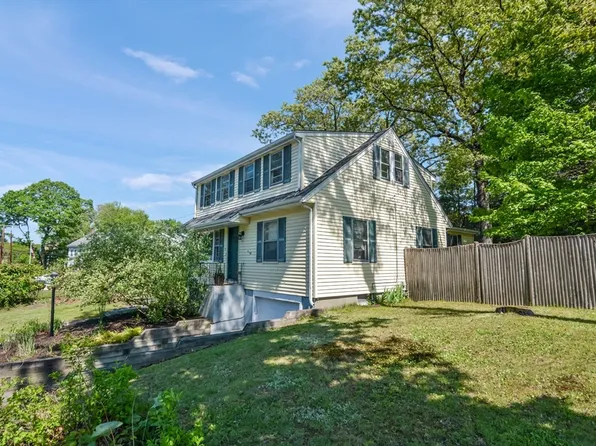 8 Hammond Rd, Natick, MA 01760