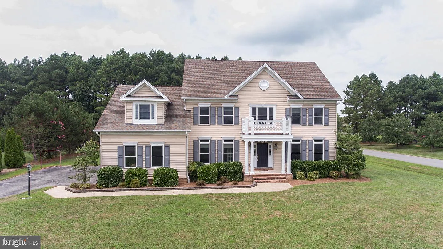 13452 Blackberry Ln photo 1