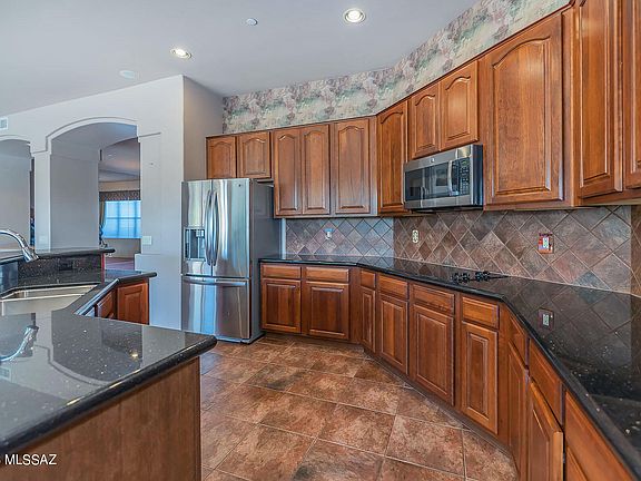 4th image of 11925 N Staghorn Pl