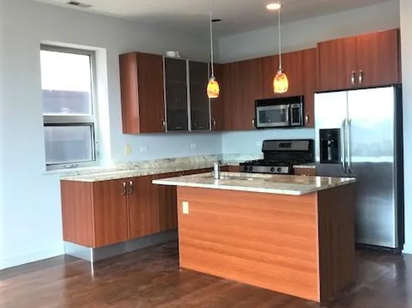 908 N Ashland Ave APT 3, Chicago, IL 60622